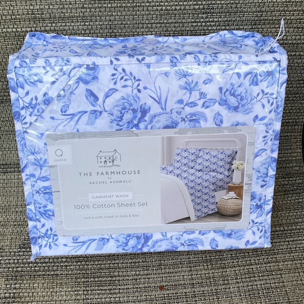 Shabby Chic The Farmhouse Rachel Ashwell Cotton Blue Floral QUEEN Sheet Set 4pc - Picture 3 of 6